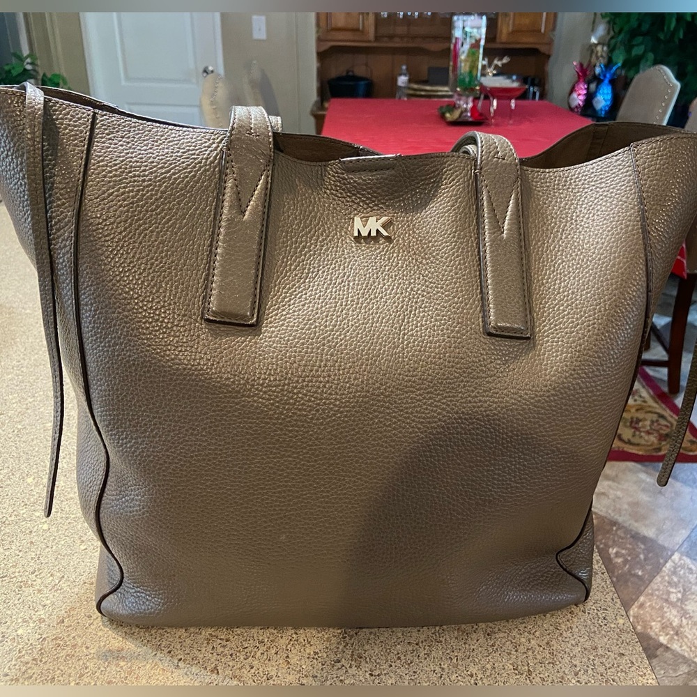 Medium to large sized Junie pebble leather Michael Kors handbag.